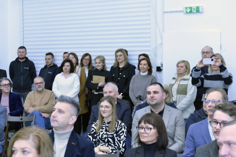 Uroczyste otwarcie nowej hali Wytwórni Probiotyków — zdjęcie 7